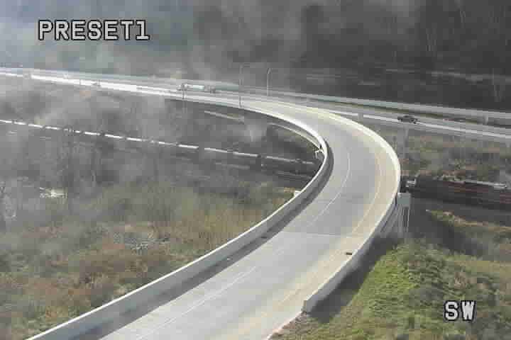 Traffic Cam River Junction: I-90: I-90 WB @ U.S.61