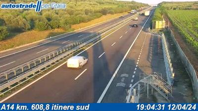 Preview delle webcam di Canosa di Puglia: A14 km. 608,8 itinere sud