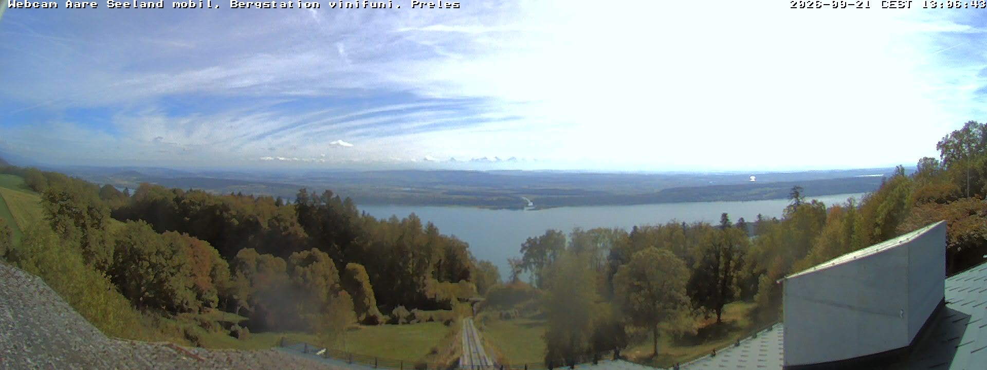 Plateau de Diesse › Südosten: Lake Biel