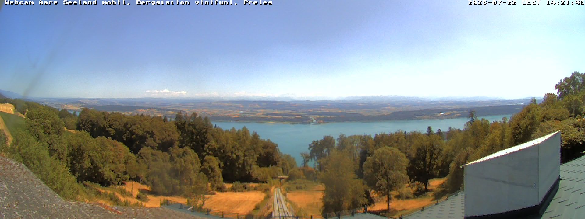 Plateau de Diesse › Südosten: Lake Biel