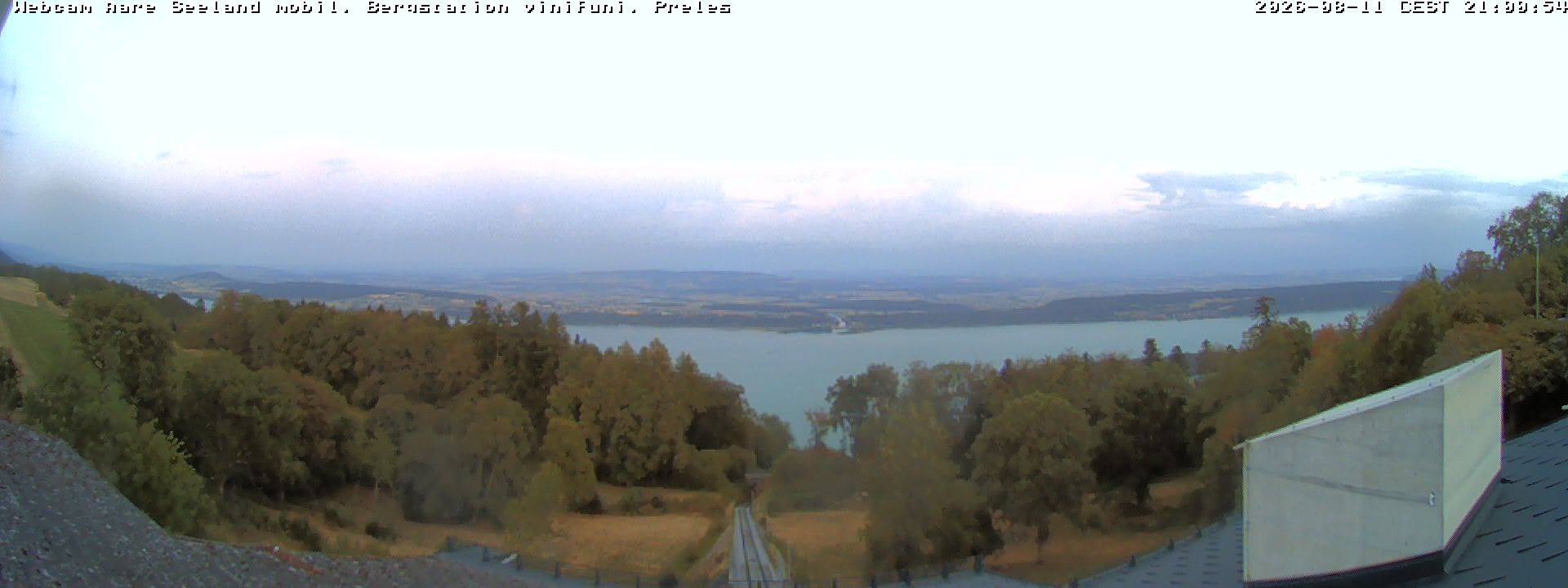 Plateau de Diesse › Südosten: Lake Biel