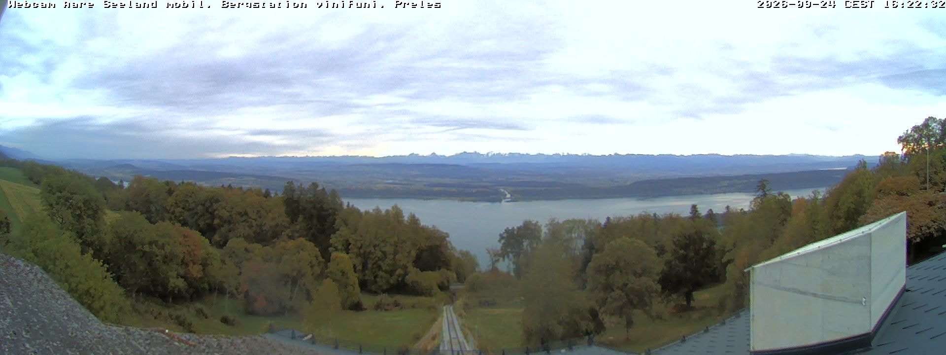 Plateau de Diesse › Südosten: Lake Biel
