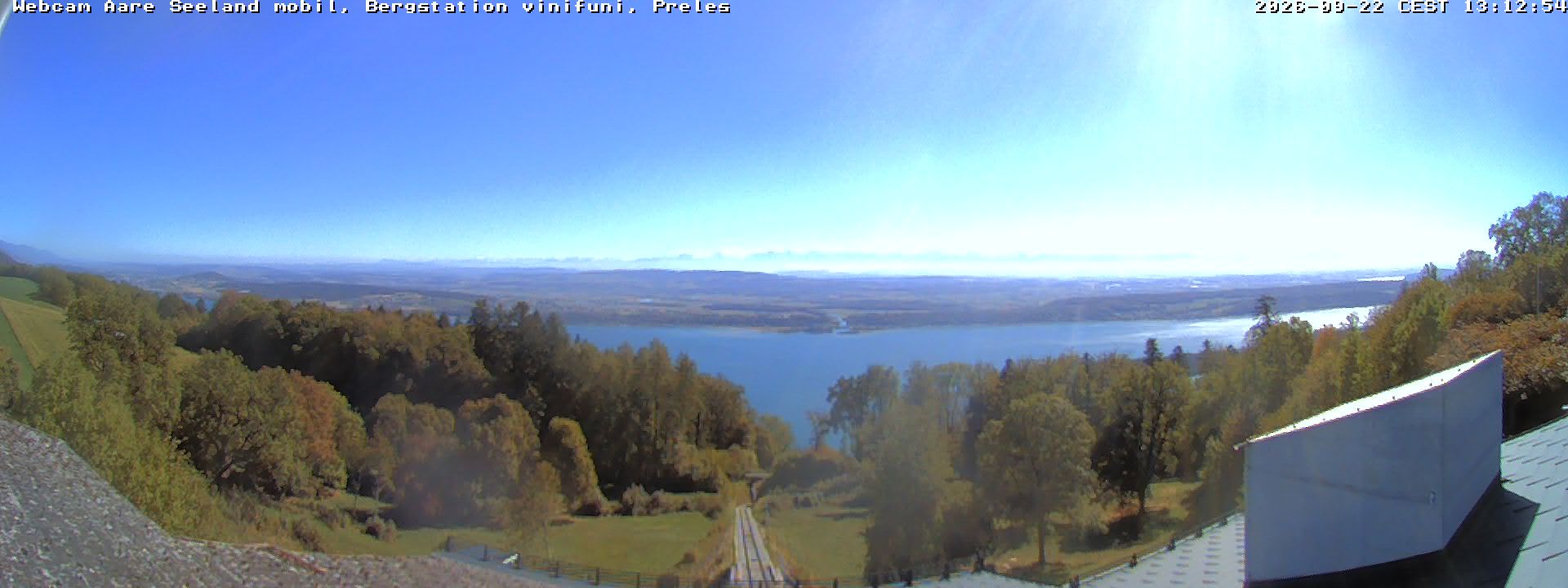 Plateau de Diesse › Südosten: Lake Biel