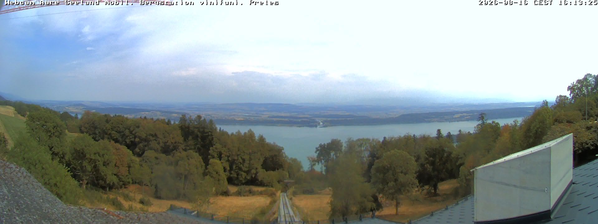 Plateau de Diesse › Südosten: Lake Biel