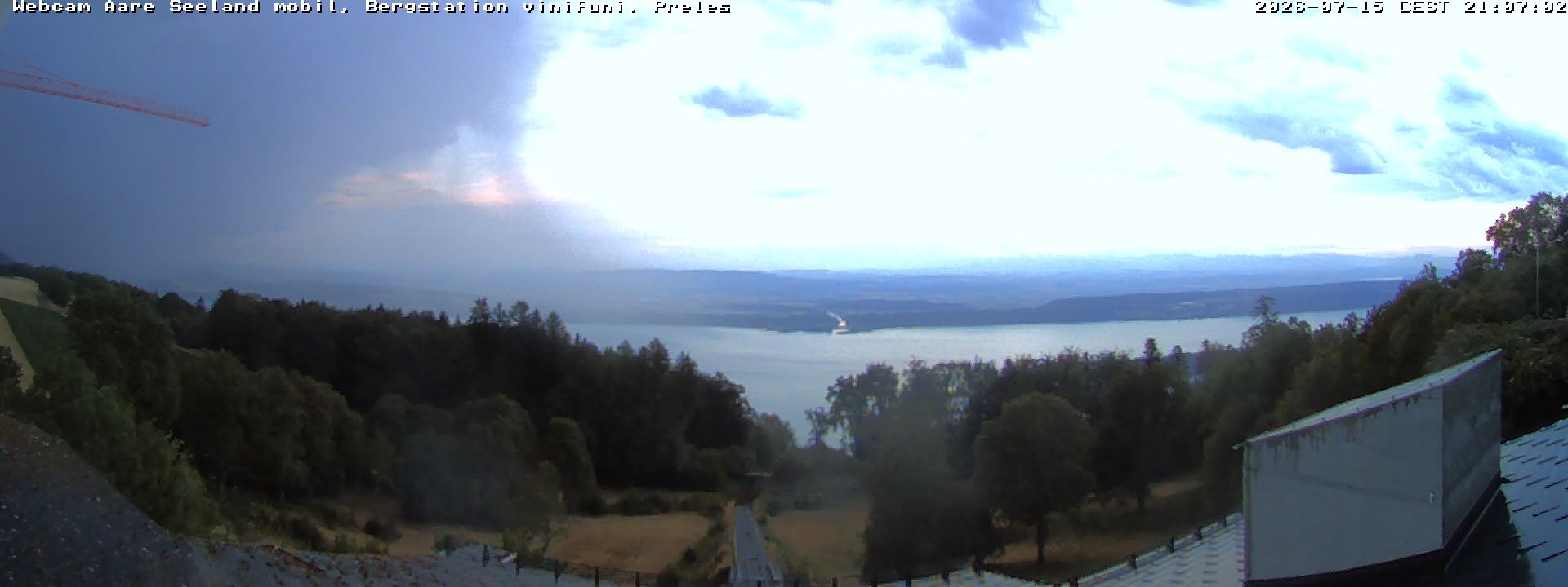 Plateau de Diesse › Südosten: Lake Biel