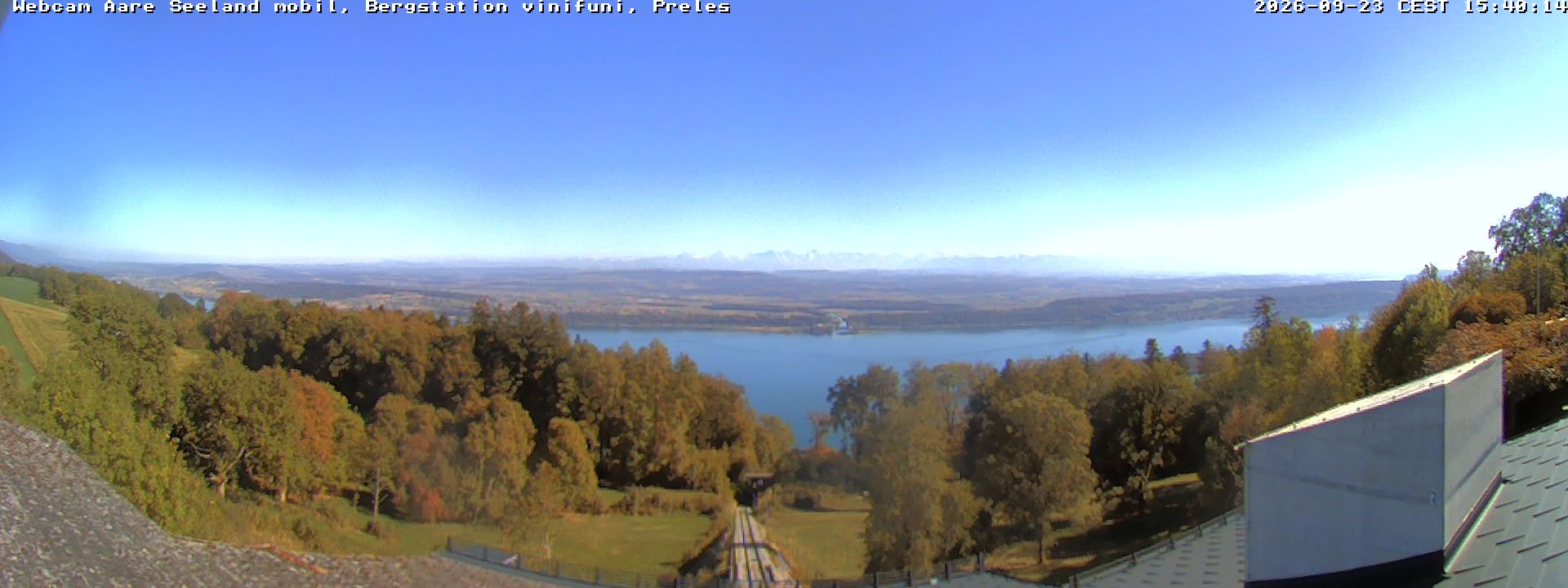 Plateau de Diesse › Südosten: Lake Biel