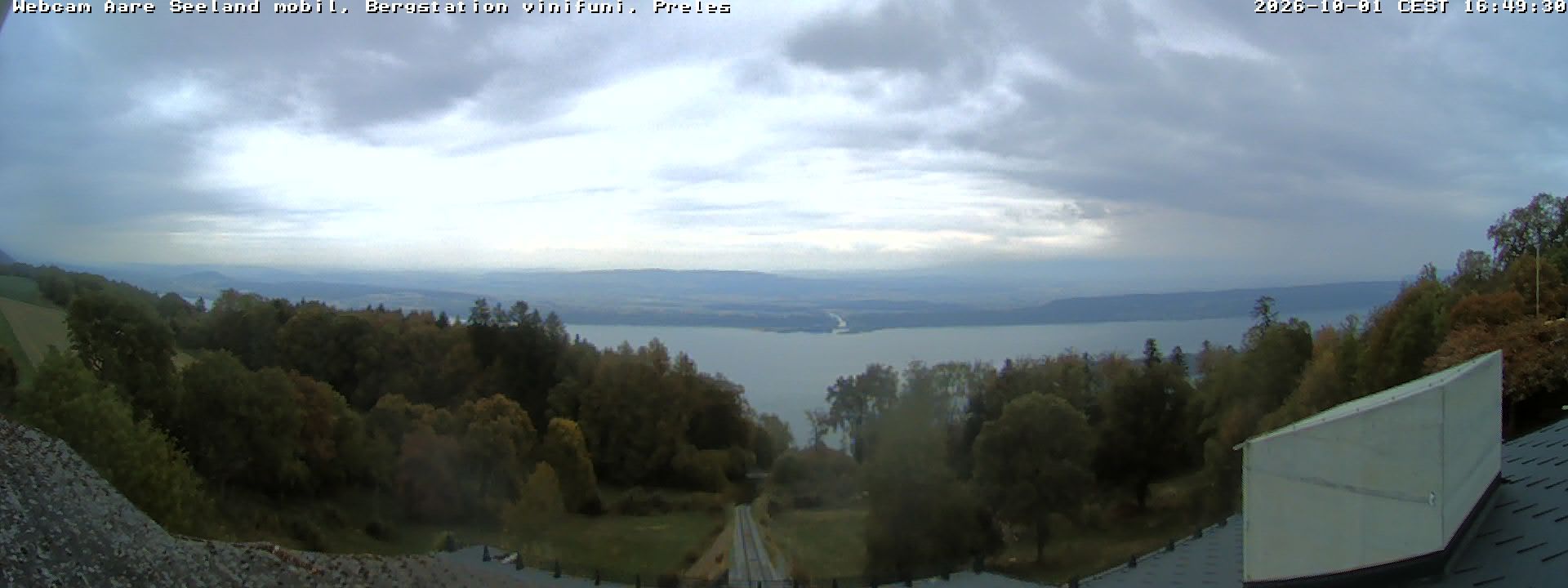 Plateau de Diesse › Südosten: Lake Biel