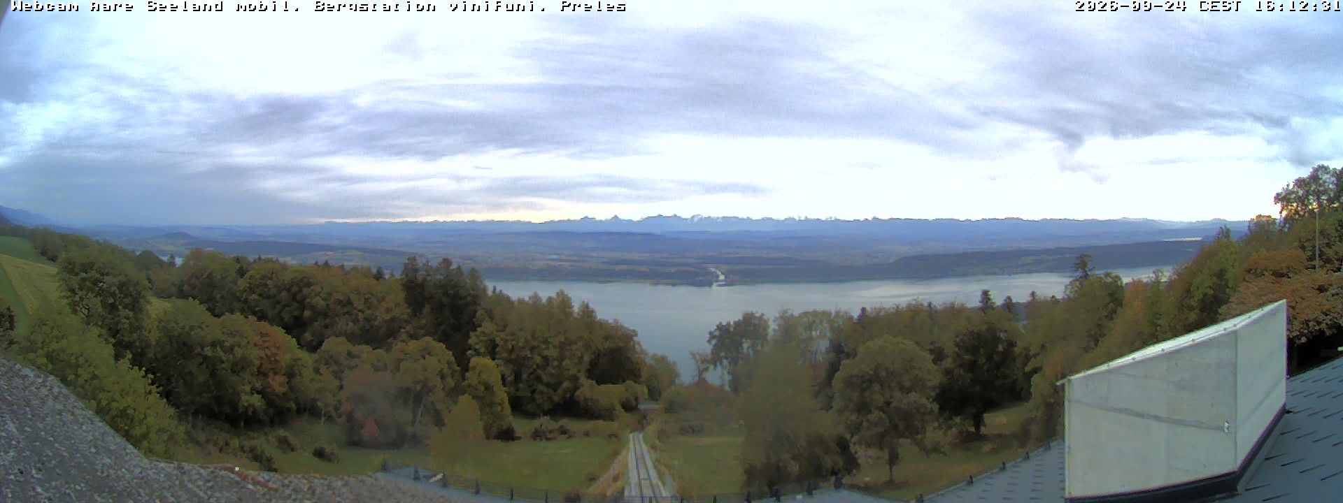 Plateau de Diesse › Südosten: Lake Biel