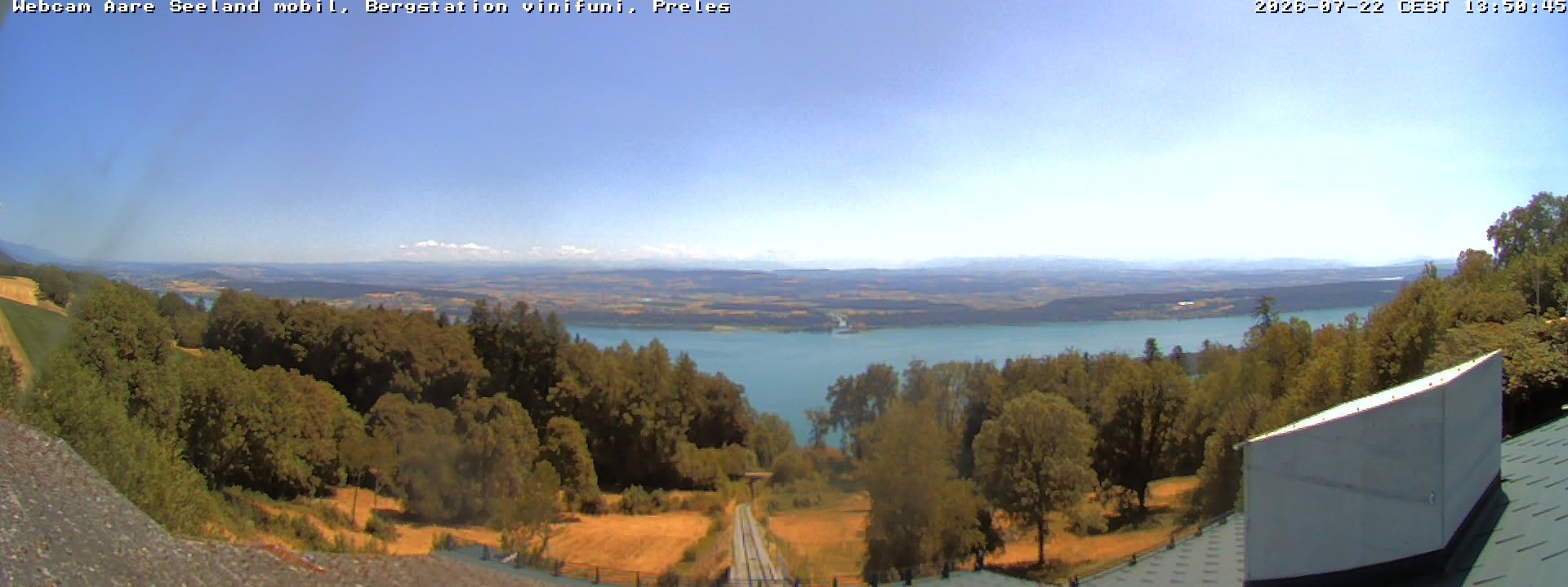 Plateau de Diesse › Südosten: Lake Biel
