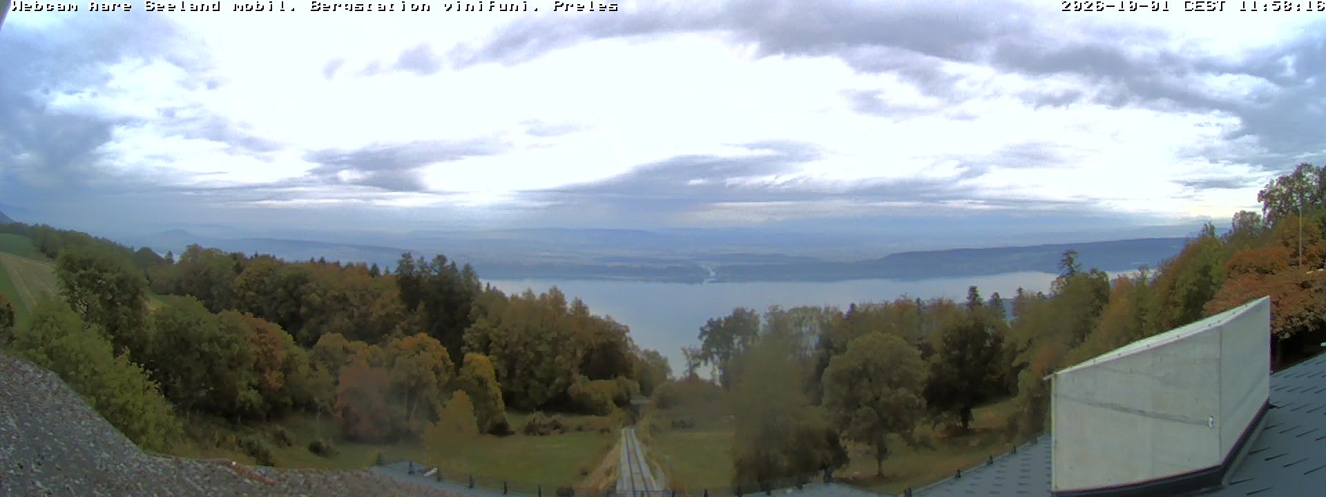 Plateau de Diesse › Südosten: Lake Biel