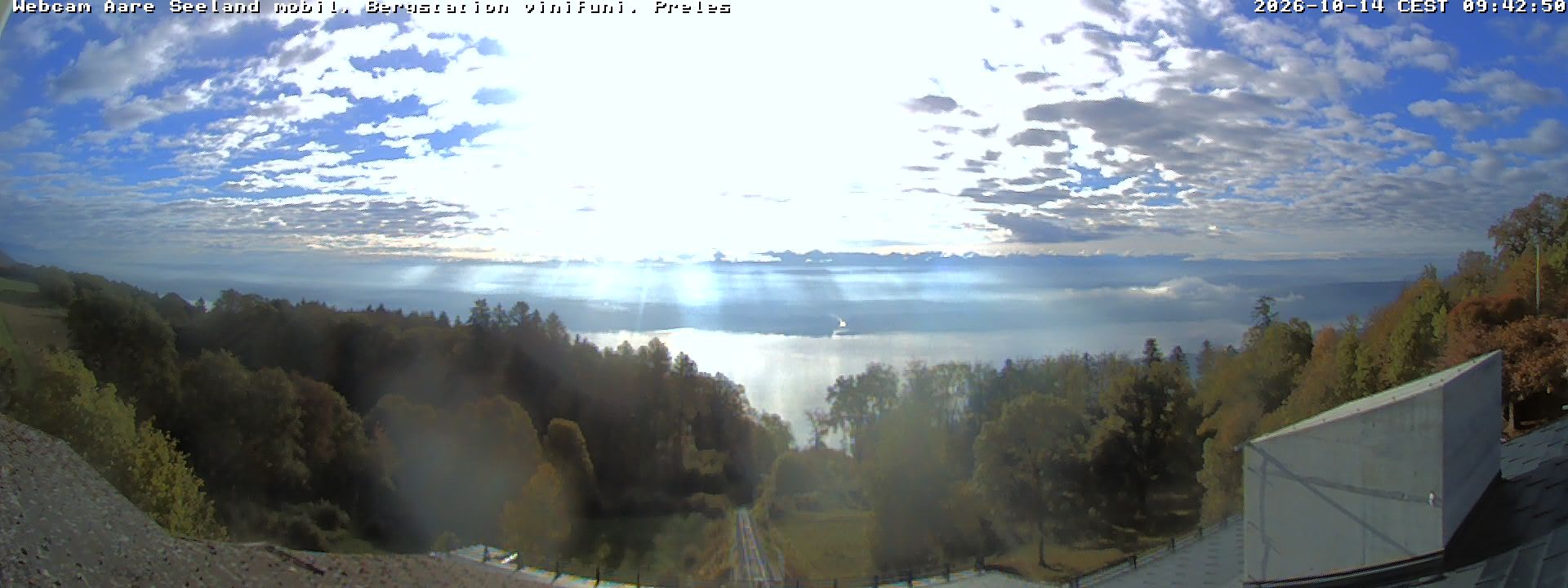 Plateau de Diesse › Südosten: Lake Biel