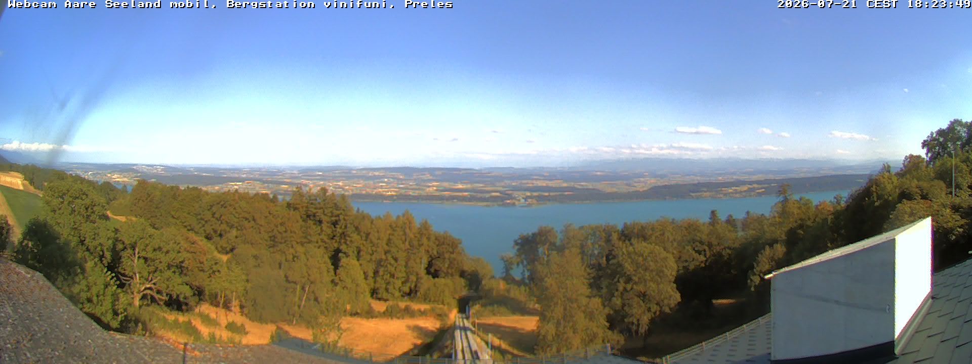 Plateau de Diesse › Südosten: Lake Biel