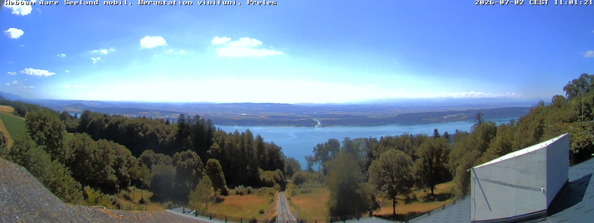 Plateau de Diesse › Südosten: Lake Biel