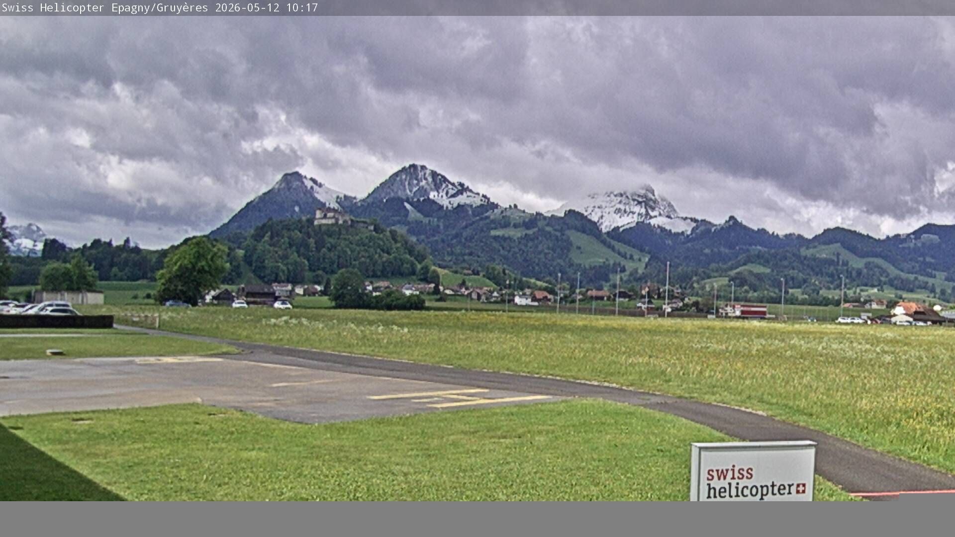 Epagny: Swisshelicopter - Gruyère