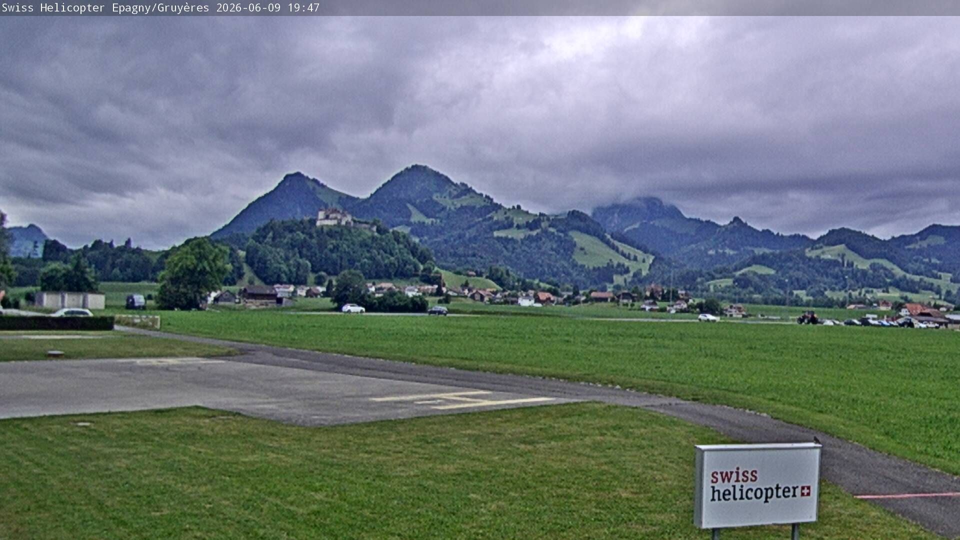 Epagny: Swisshelicopter - Gruyère