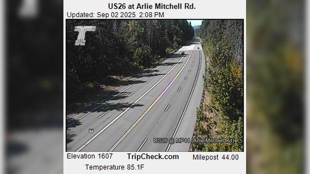 Traffic Cam Welches: US 26 at Arlie Mitchell Rd