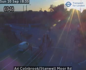 Traffic Cam London: A4 Colnbrook/Stanwell Moor Rd