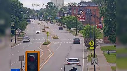 Traffic Cam Rochester: Lake Ave at Lexington Ave