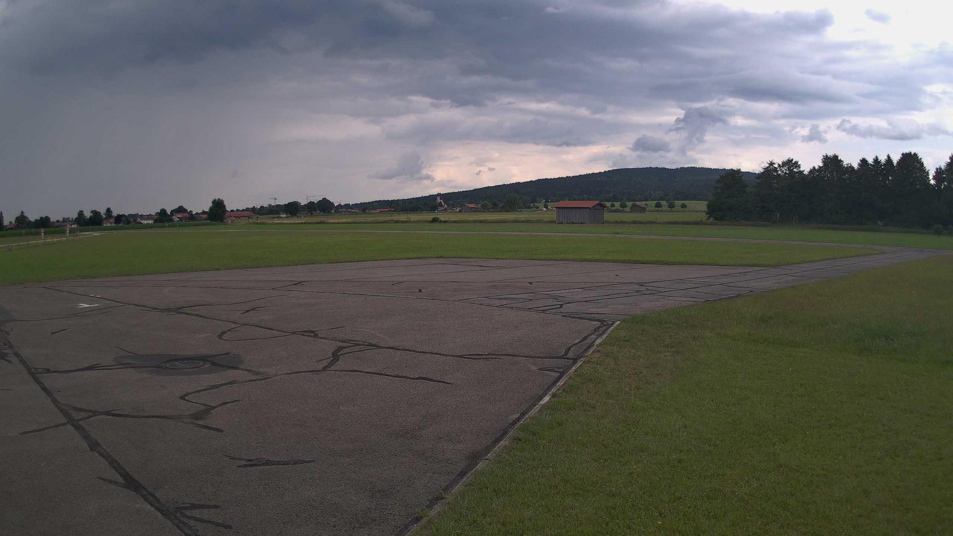 Warngau airport Webcam