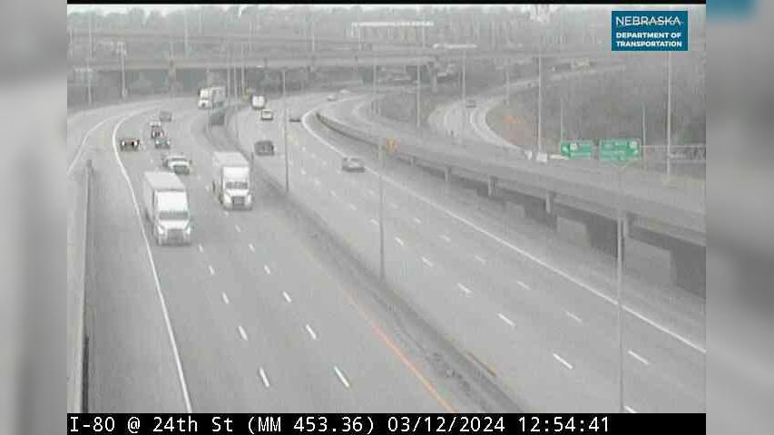Traffic Cam South Omaha: I-80: 24th St in Omaha: various views