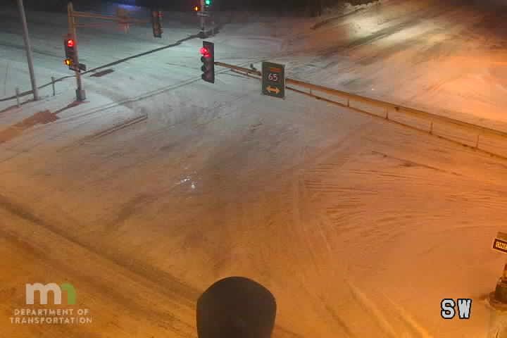 Traffic Cam Fridley: T.H.65 NB @ Mississippi St