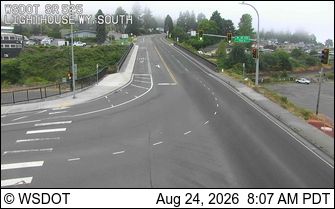 Traffic Cam Mukilteo › South: SR 525 at MP 8.4: Lighthouse Way