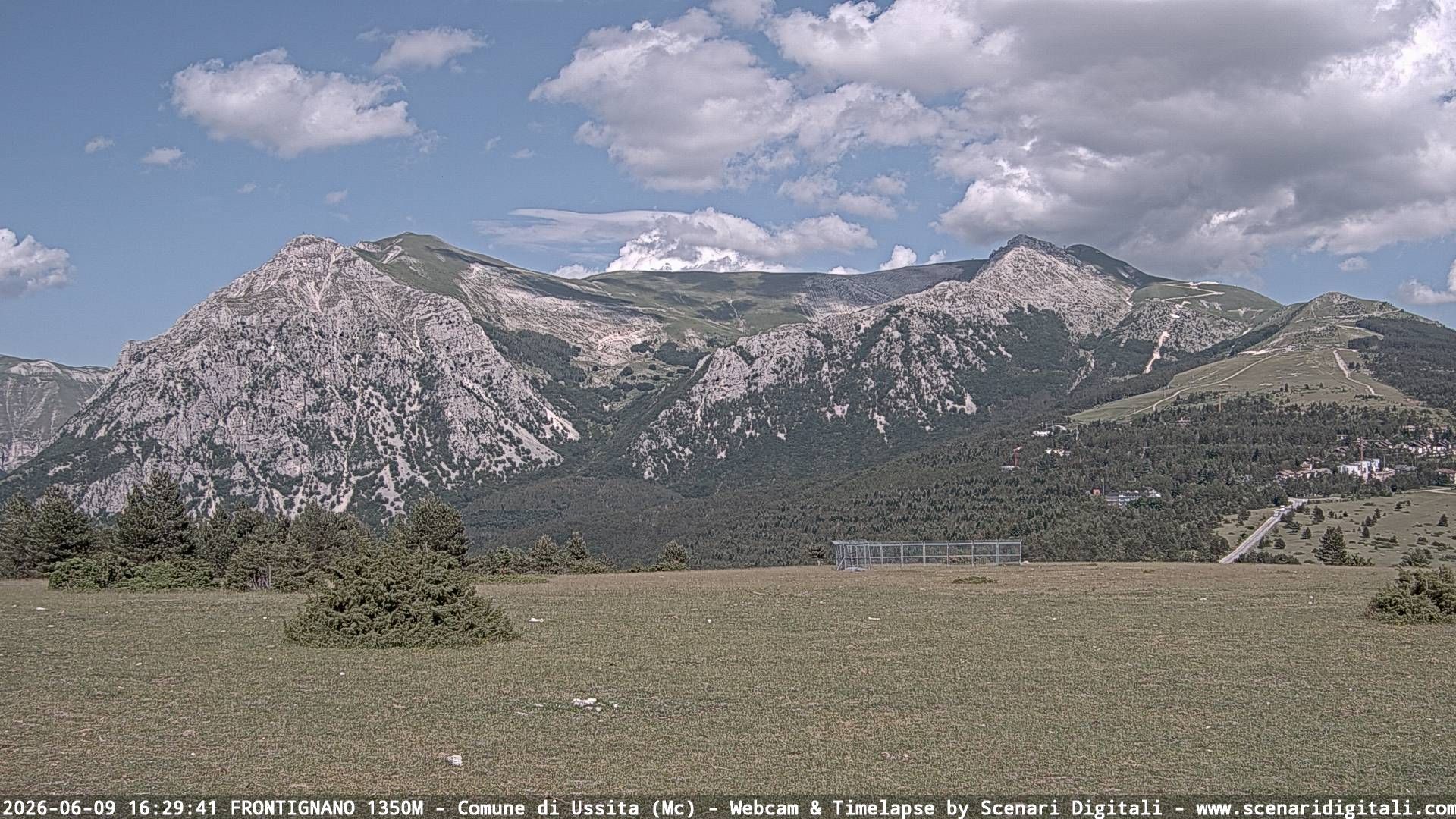 Traffic Cam Ussita › West