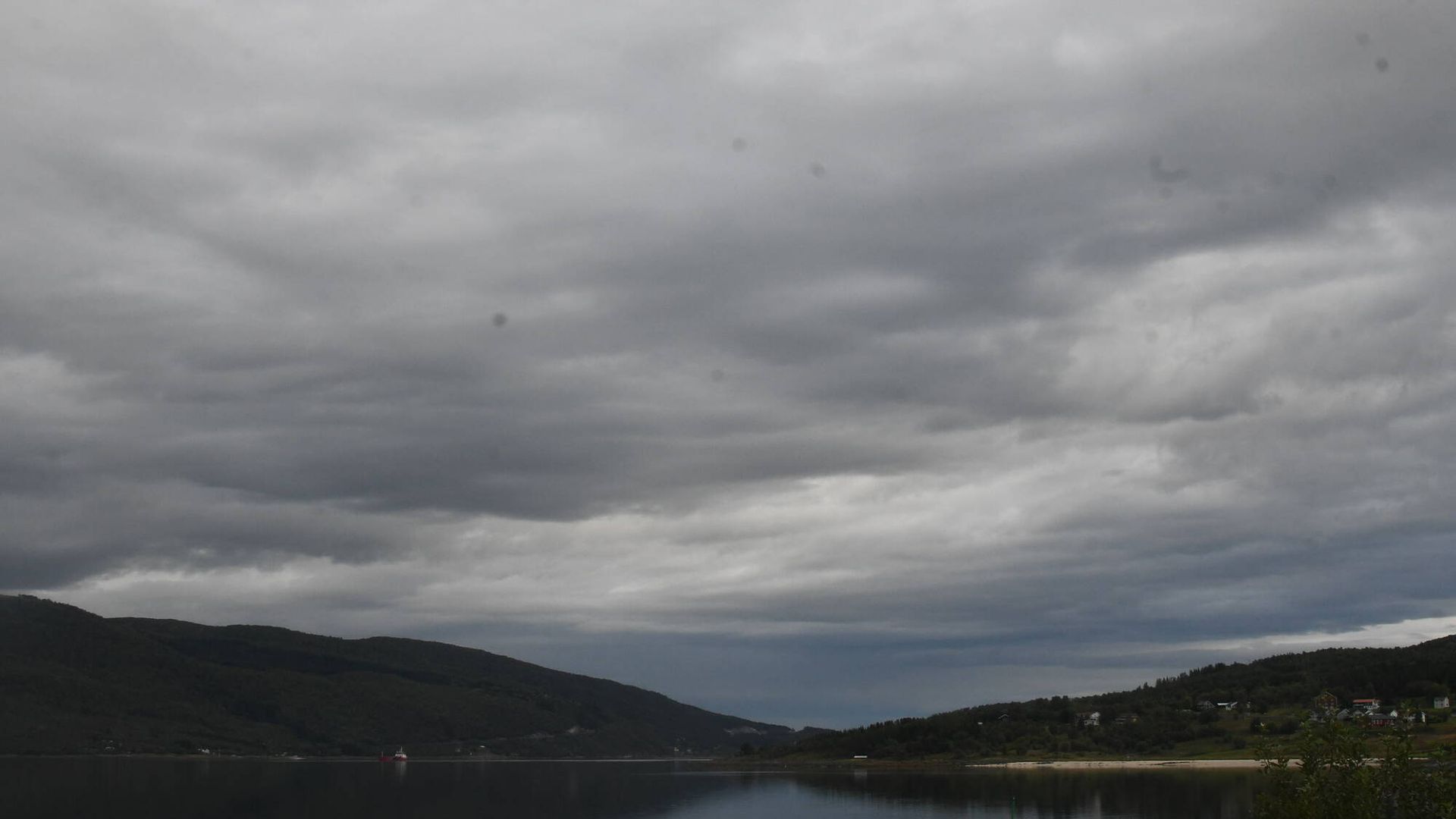 Traffic Cam Tjeldsund › North: Evenskjer