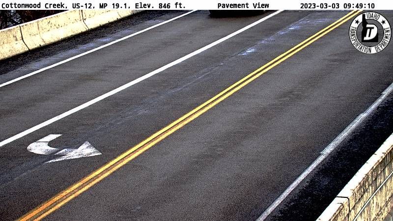 Traffic Cam Myrtle: US 12: Cottonwood Creek: Pavement