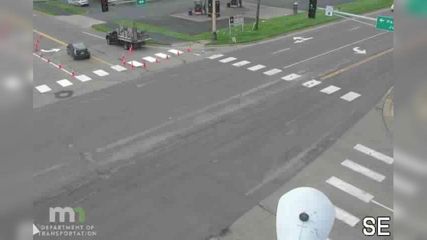 Traffic Cam Maplewood: MN 120: T.H.120 SB @ Hadley Ave N