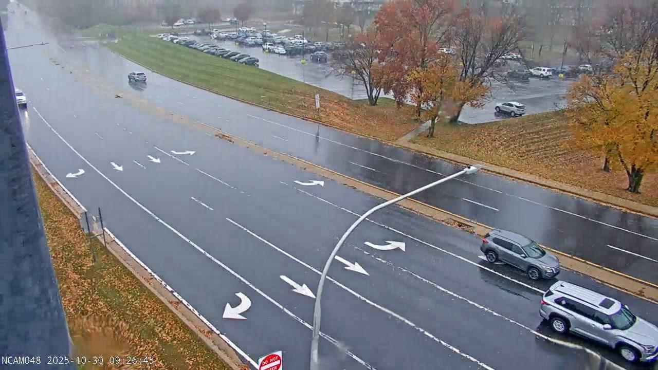 Traffic Cam Woodcrest Court: US 202 @ NAAMANS RD