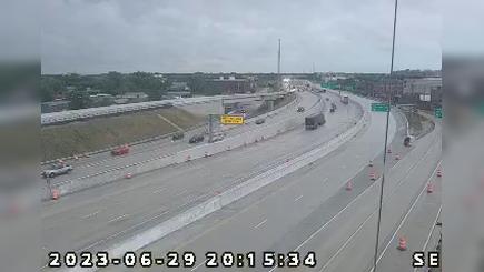 Traffic Cam Cottage Home: I-65: 1-065-111-9-2 ST. CLAIR ST