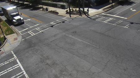 Traffic Cam Brookhaven: 104989--2