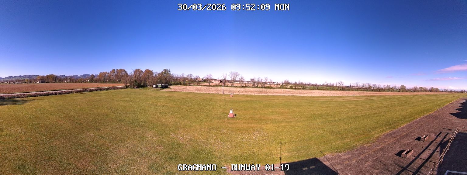 Traffic Cam Borghetto Lodigiano › East: Aviosuperficie di Vigarolo