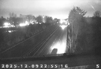 Traffic Cam Sellersburg: I-65: 1-065-010-2-1 ST JOE RD
