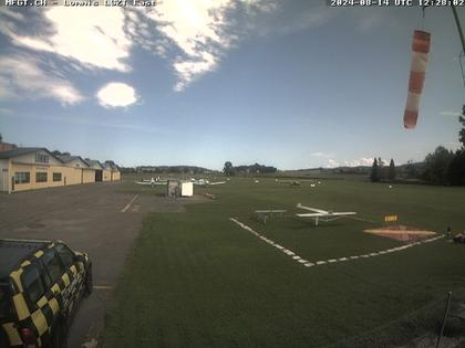 Lommis: Airfield - Cam East