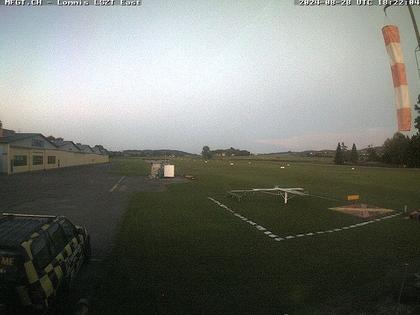 Lommis: Airfield - Cam East