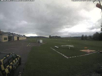 Lommis: Airfield - Cam East