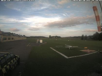 Lommis: Airfield - Cam East