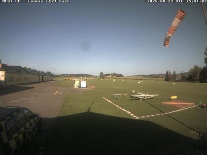 Lommis: Airfield - Cam East