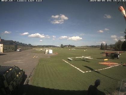 Lommis: Airfield - Cam East