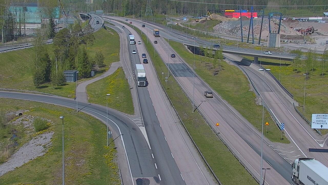 Traffic Cam Vantaa: Tie 50 Porvoonväylä - Kehä III