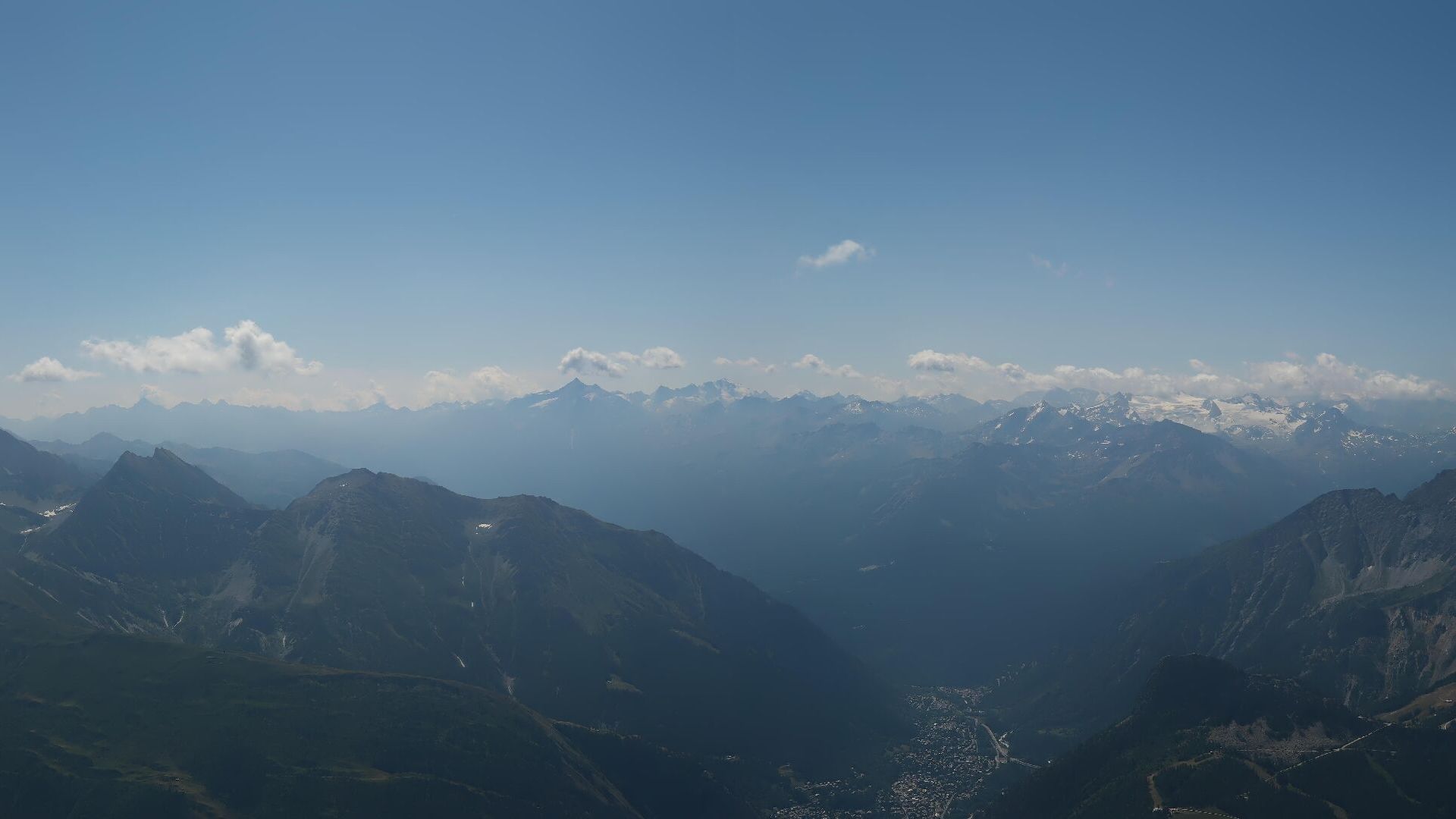 Courmayeur webcam