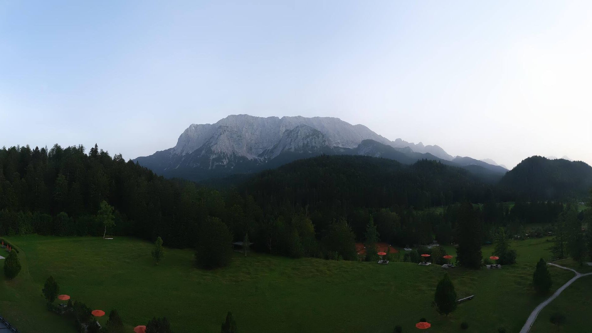 Traffic Cam Krun: Schloss Elmau