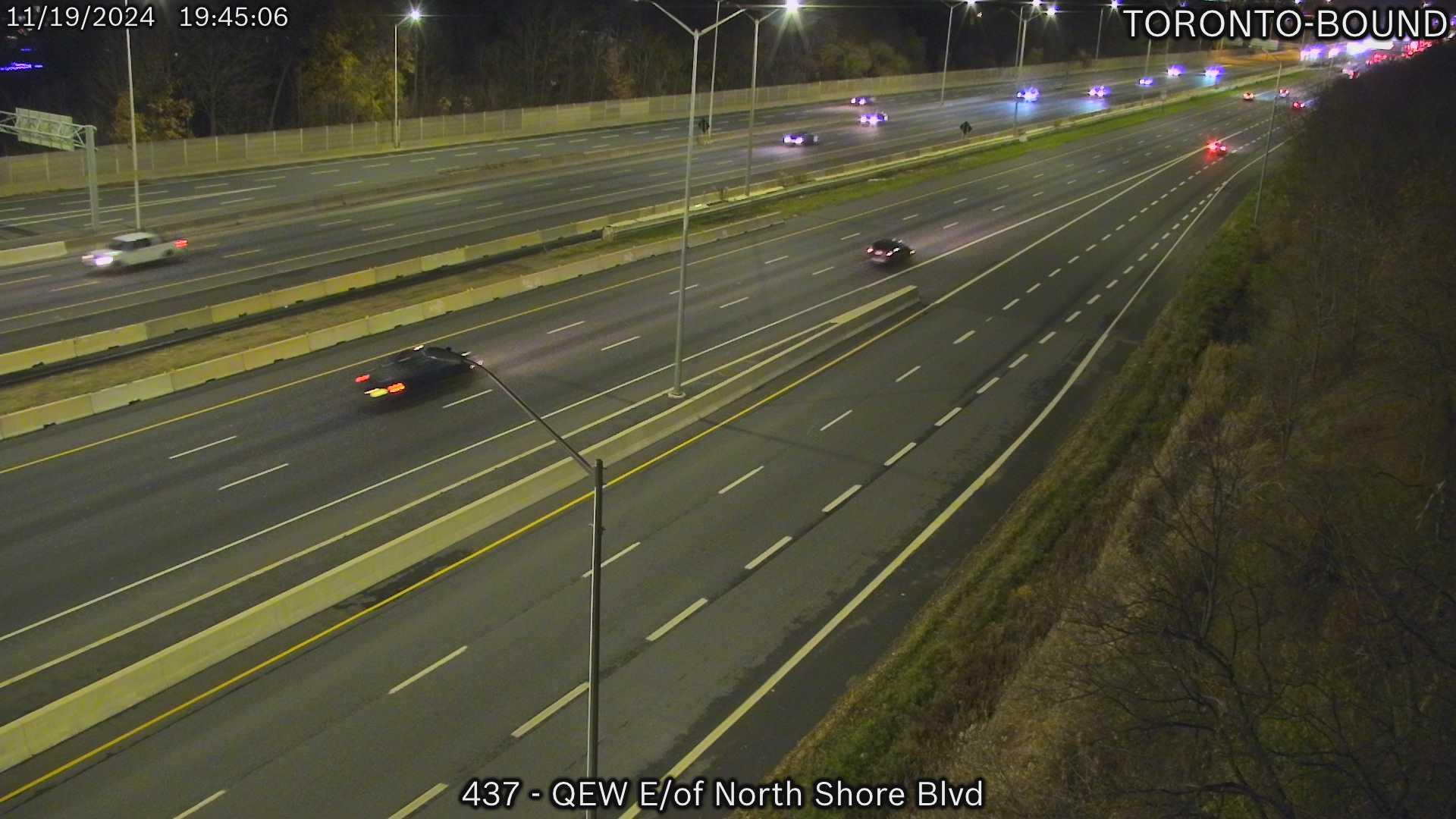 Traffic Cam Burlington: QEW north of Highway