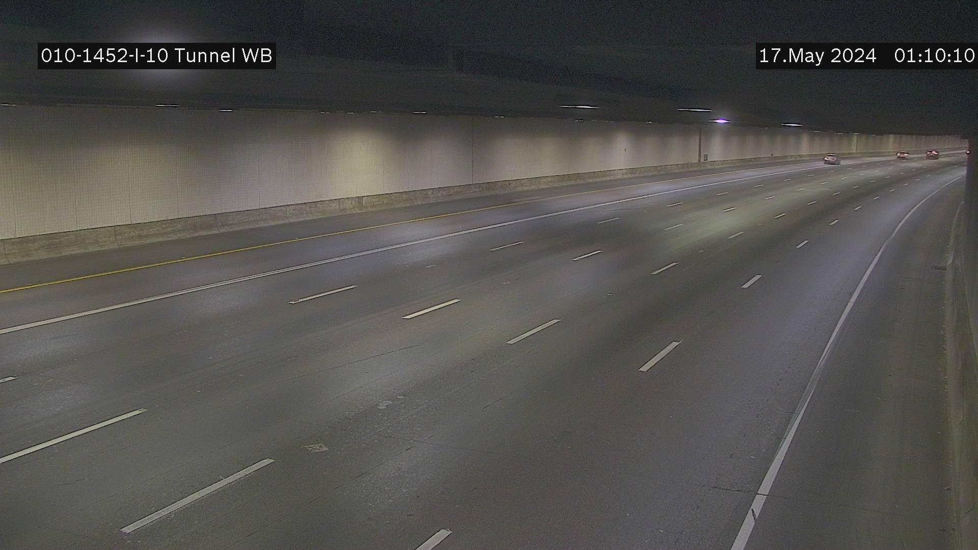 Traffic Cam Phoenix › West: I-10 WB 145.23 @Tunnel