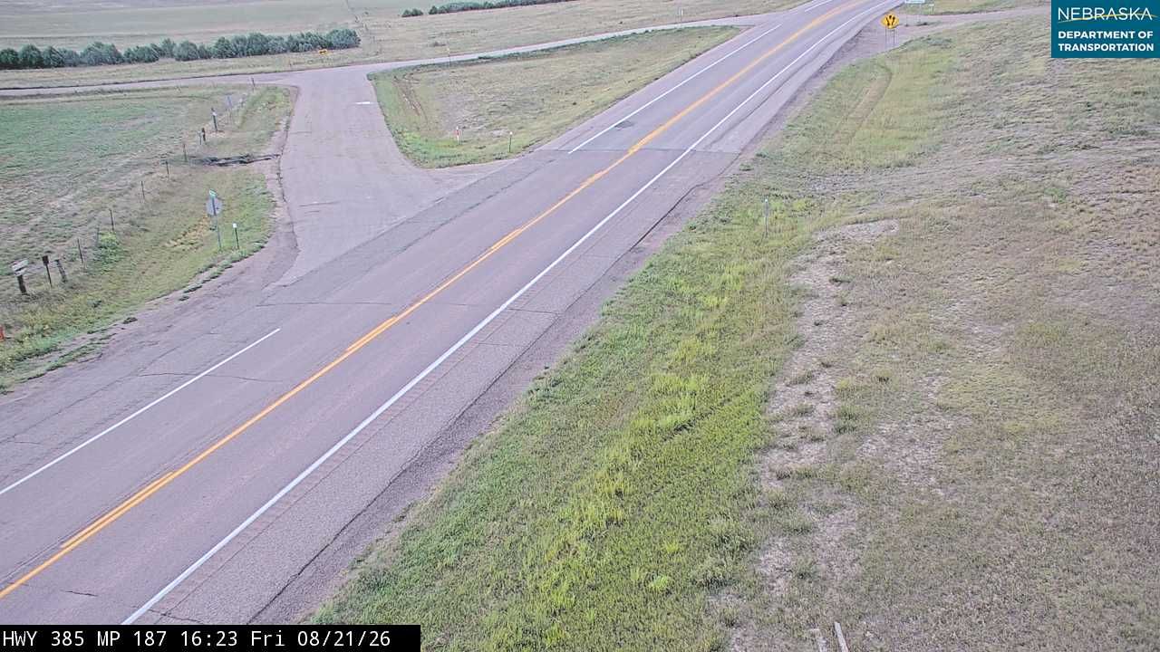 Traffic Cam Fall River › North: US 385: NE-SD Line N of Chadron: Hwy 385 North