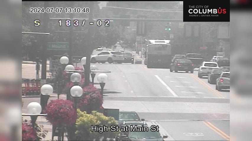 Traffic Cam River South: High St at Main St