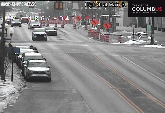 Traffic Cam River South: High St at Main St