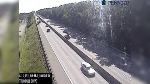 Traffic Cam Green Tree: I-376 @ MM 66.2 (TRUMBULL DR)